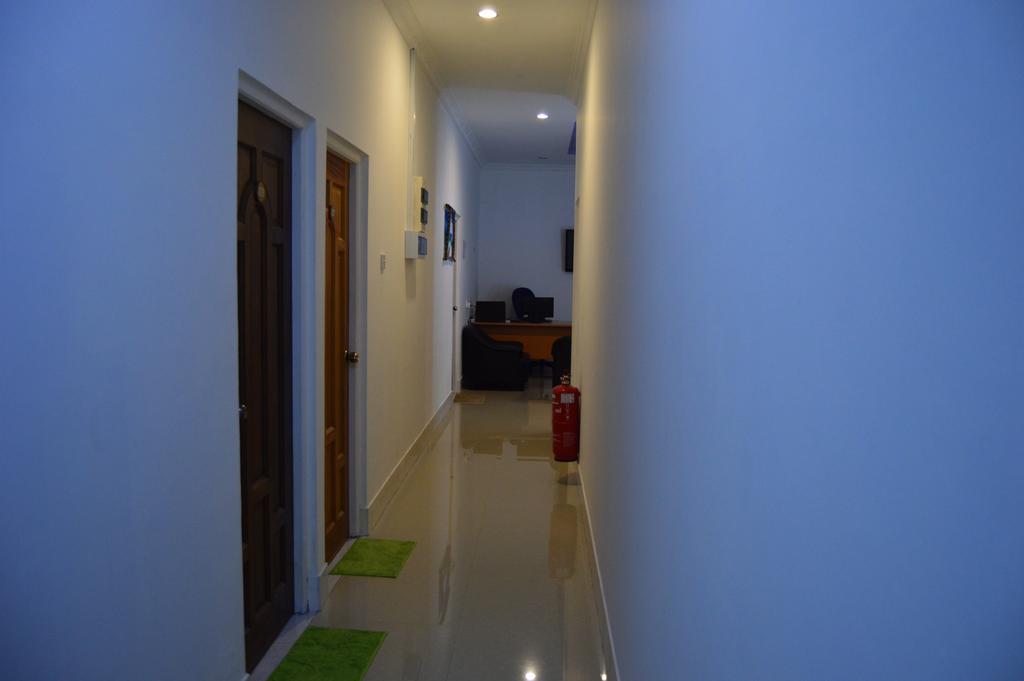 Resten Inn Thoddoo Exterior photo